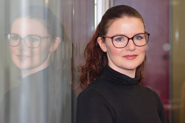Claire-Hardy3-cropped.jpg